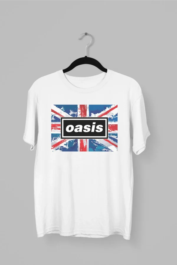 Remera del Logo de Oasis con la bandera britanica de fondo